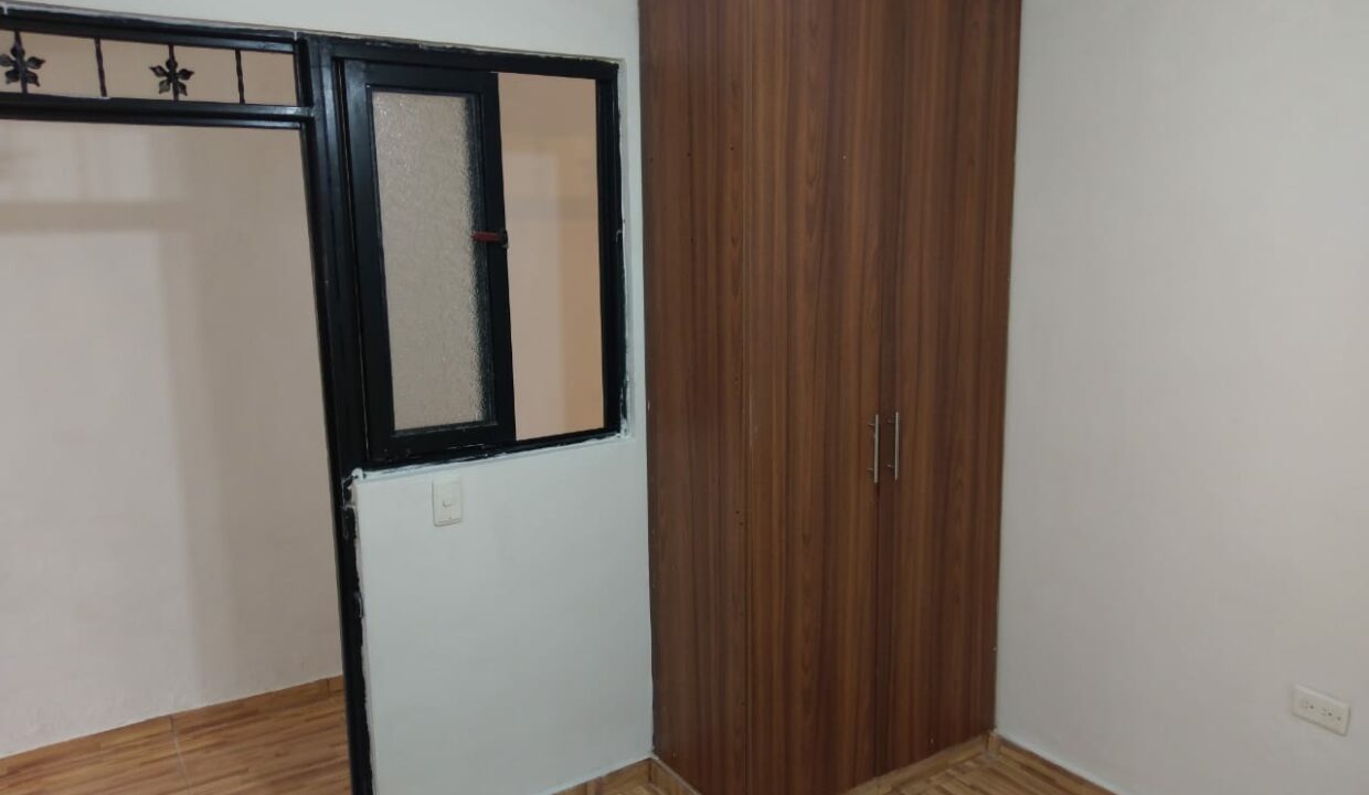 af5e7372-f6f8-475f-a7ce-828d0a534cbf