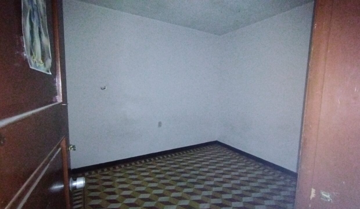 1000141926