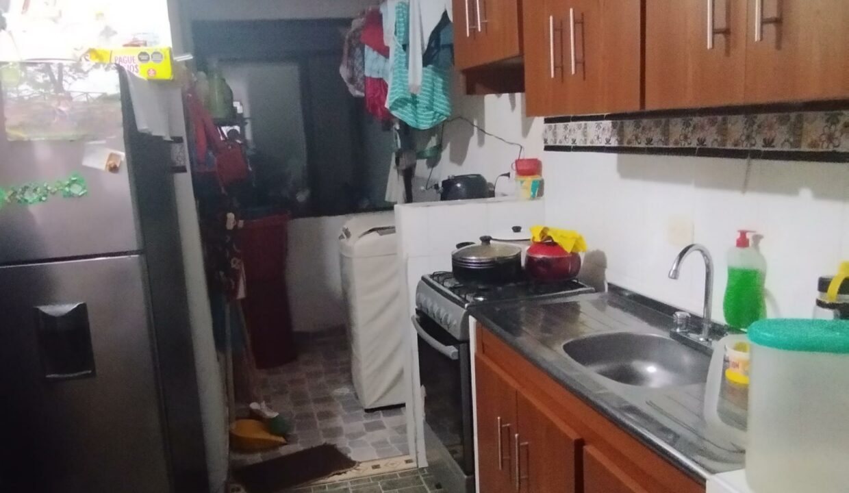 1000147419