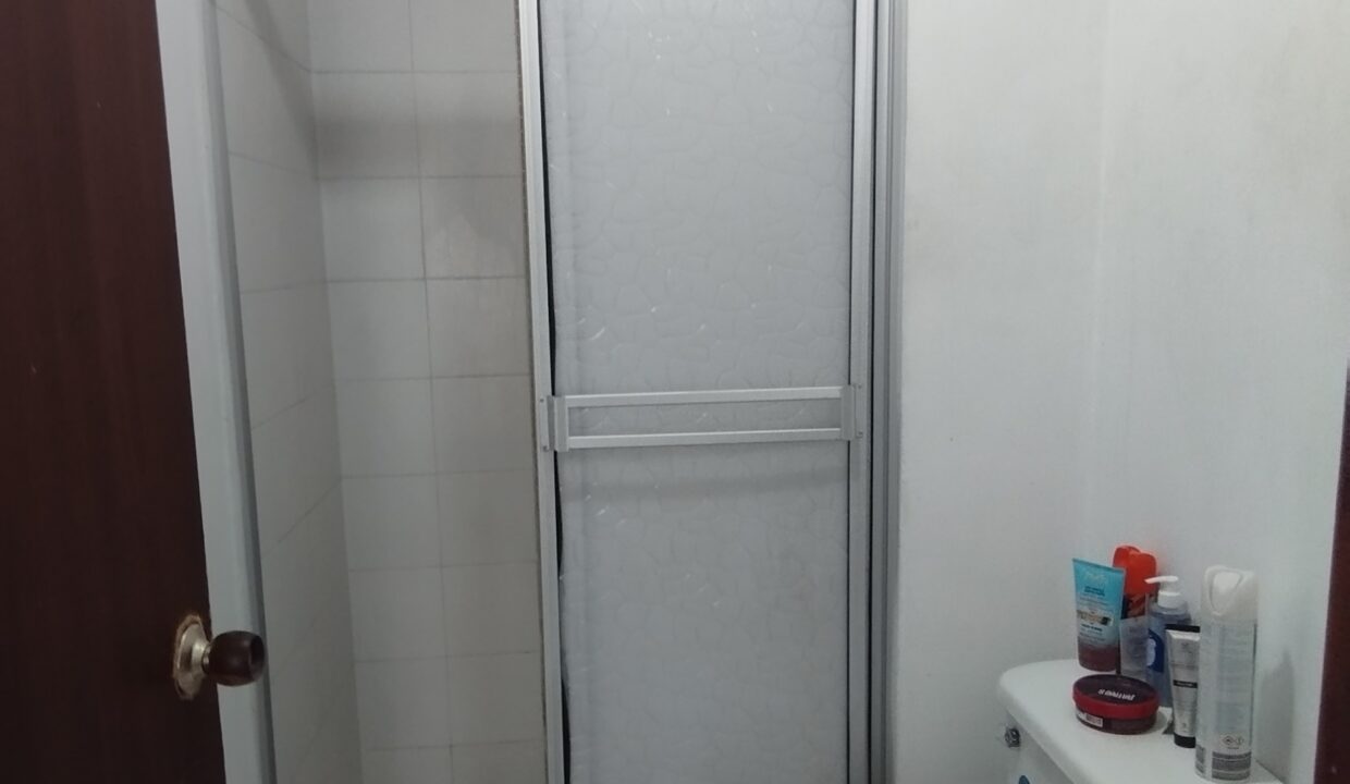 1000193035