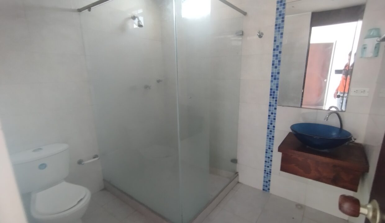 1000206646