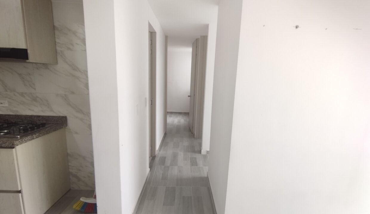 1000227639