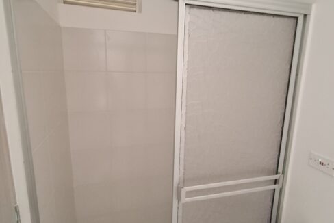 1000004683