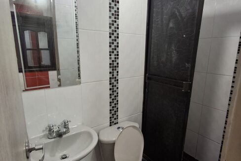1000029911