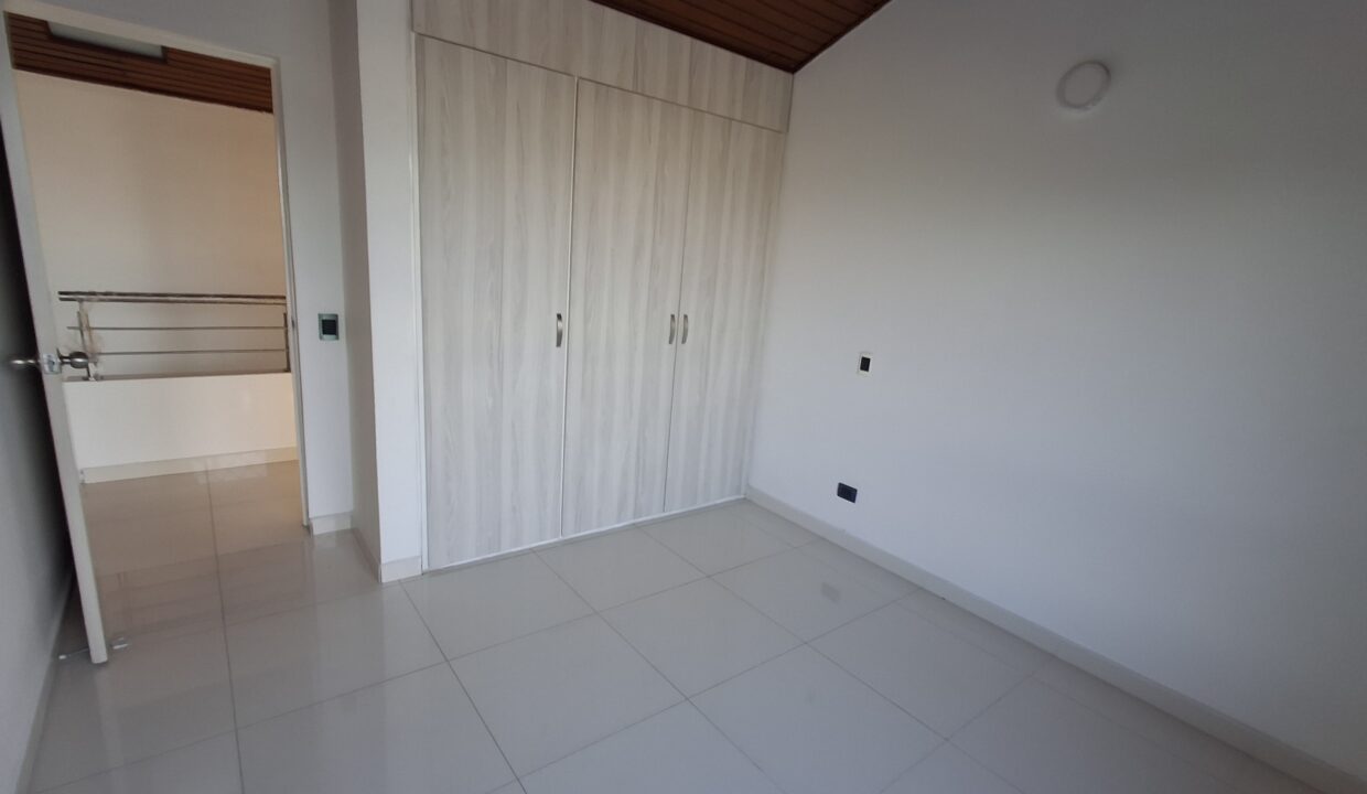 1000092263