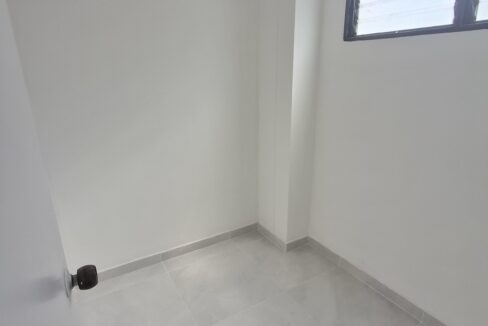 1000145293