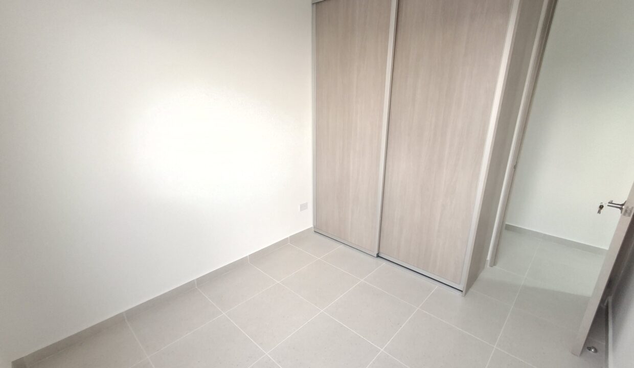 1000169521