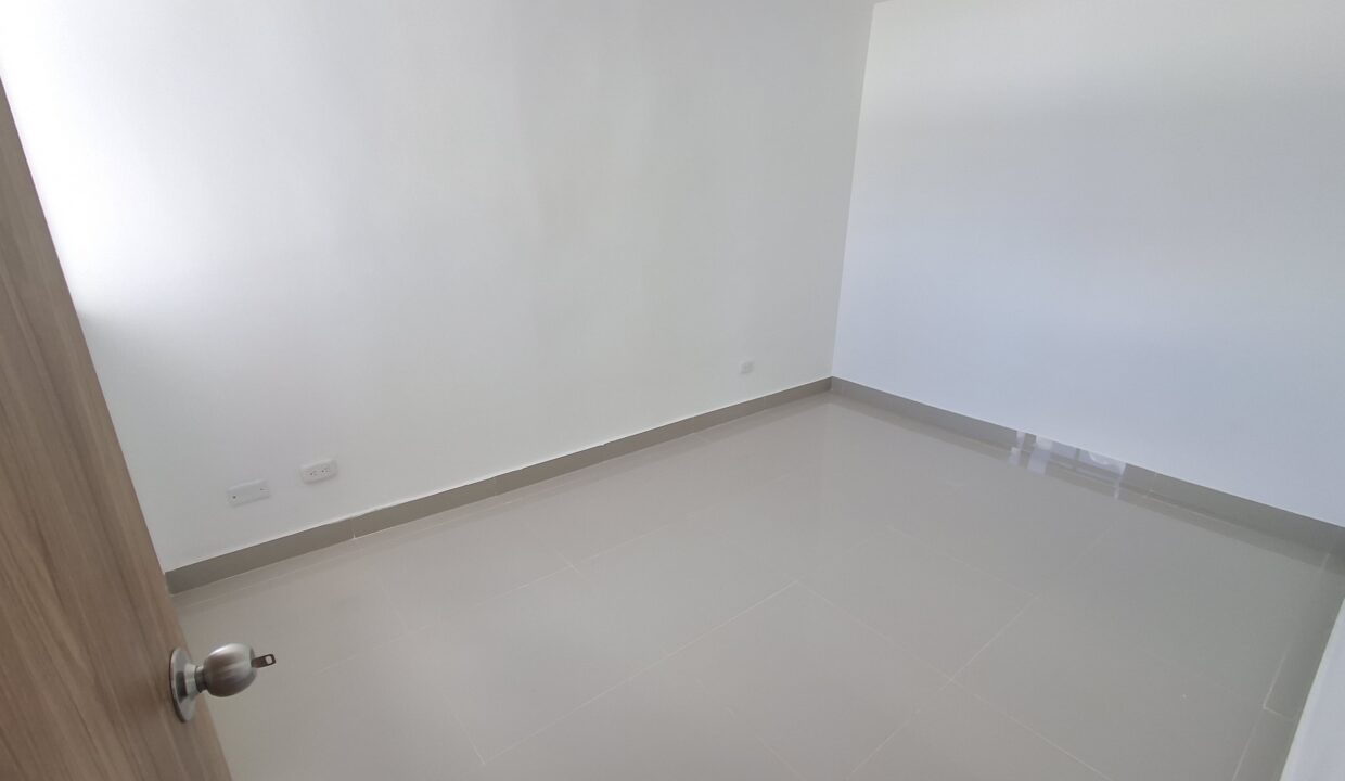 1000190110